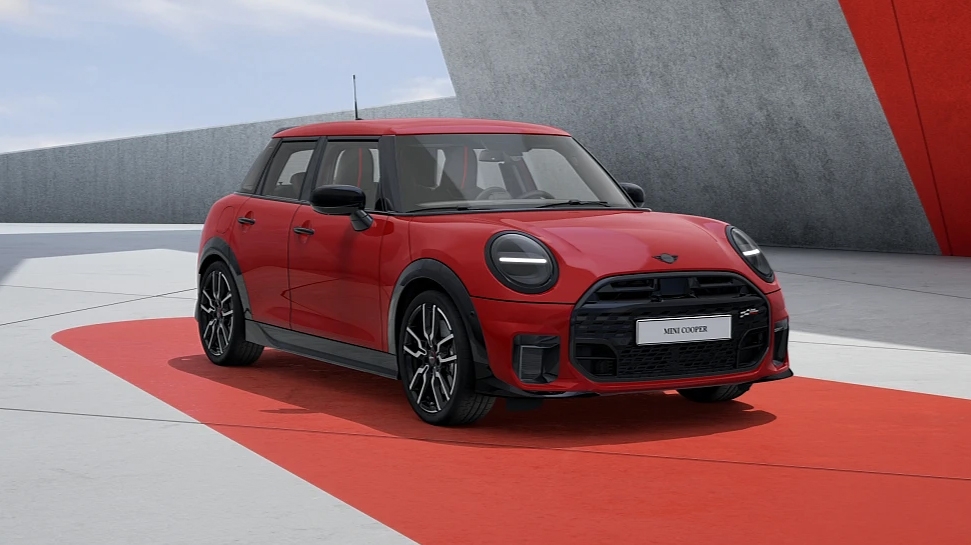 The-New MINI Cooper 5-Door C Sport